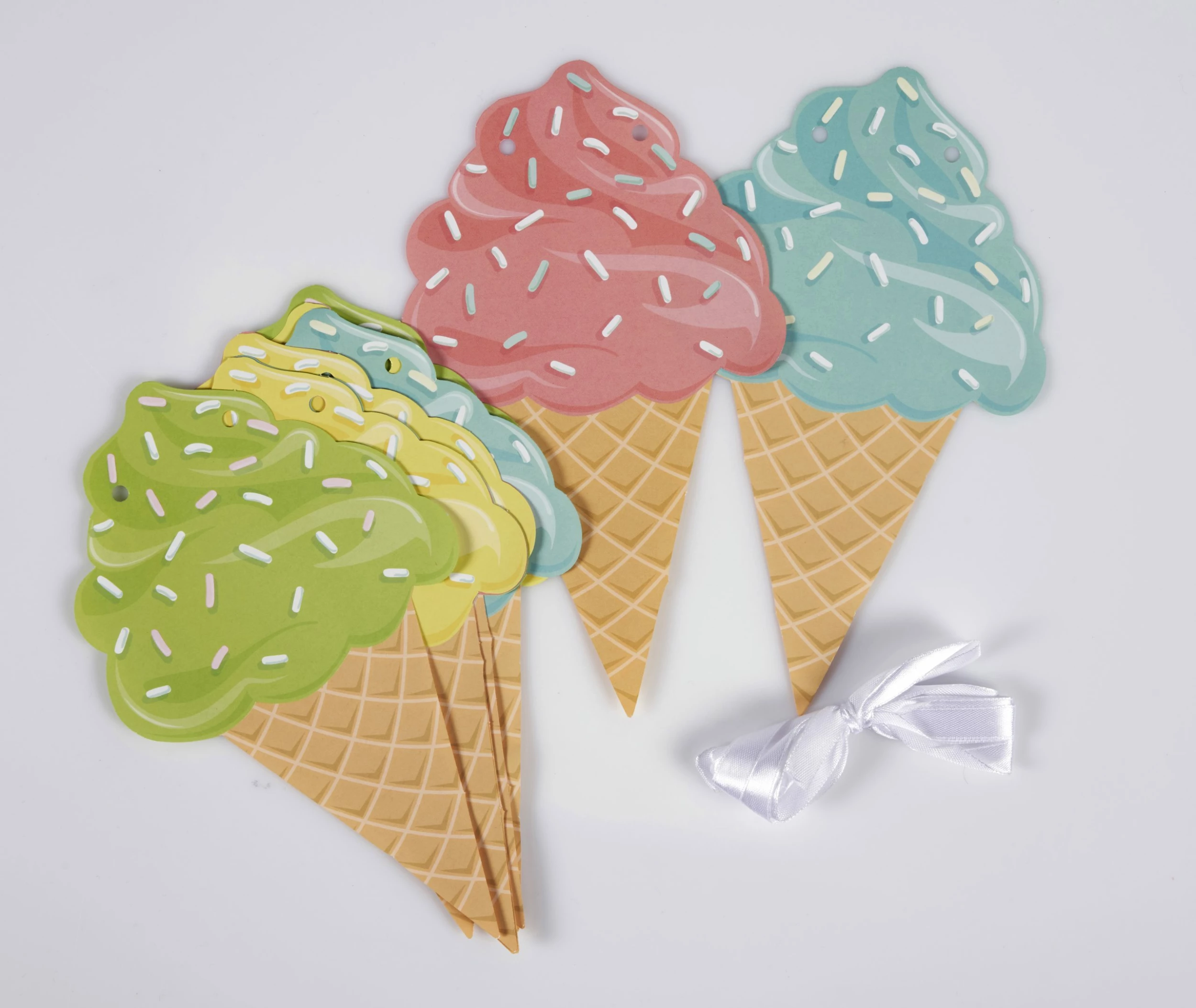 ANDRE MERKEVARER Vimpel 3m 4 ANDRE MERKEVARER Vimpel 3m - Bilde 2