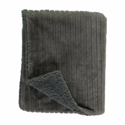 ANDRE MERKEVARER Fleece Pledd