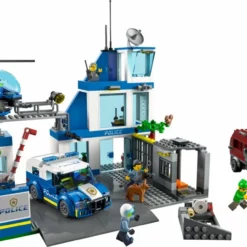LEGO® City Police 60316 Politistasjon -Kjøkkenutstyr Outlet 685143 5702017161914 3