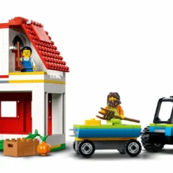 LEGO® City Farm 60346 Låve Og Gårdsdyr 8 LEGO® City Farm 60346 Låve Og Gårdsdyr -Kjøkkenutstyr Outlet 758403 5702017161723 4