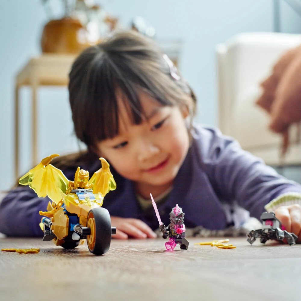 LEGO® NINJAGO® 71768 Jays Gulldrage-motorsykkel 8 LEGO® NINJAGO® 71768 Jays Gulldrage-motorsykkel - Bilde 6